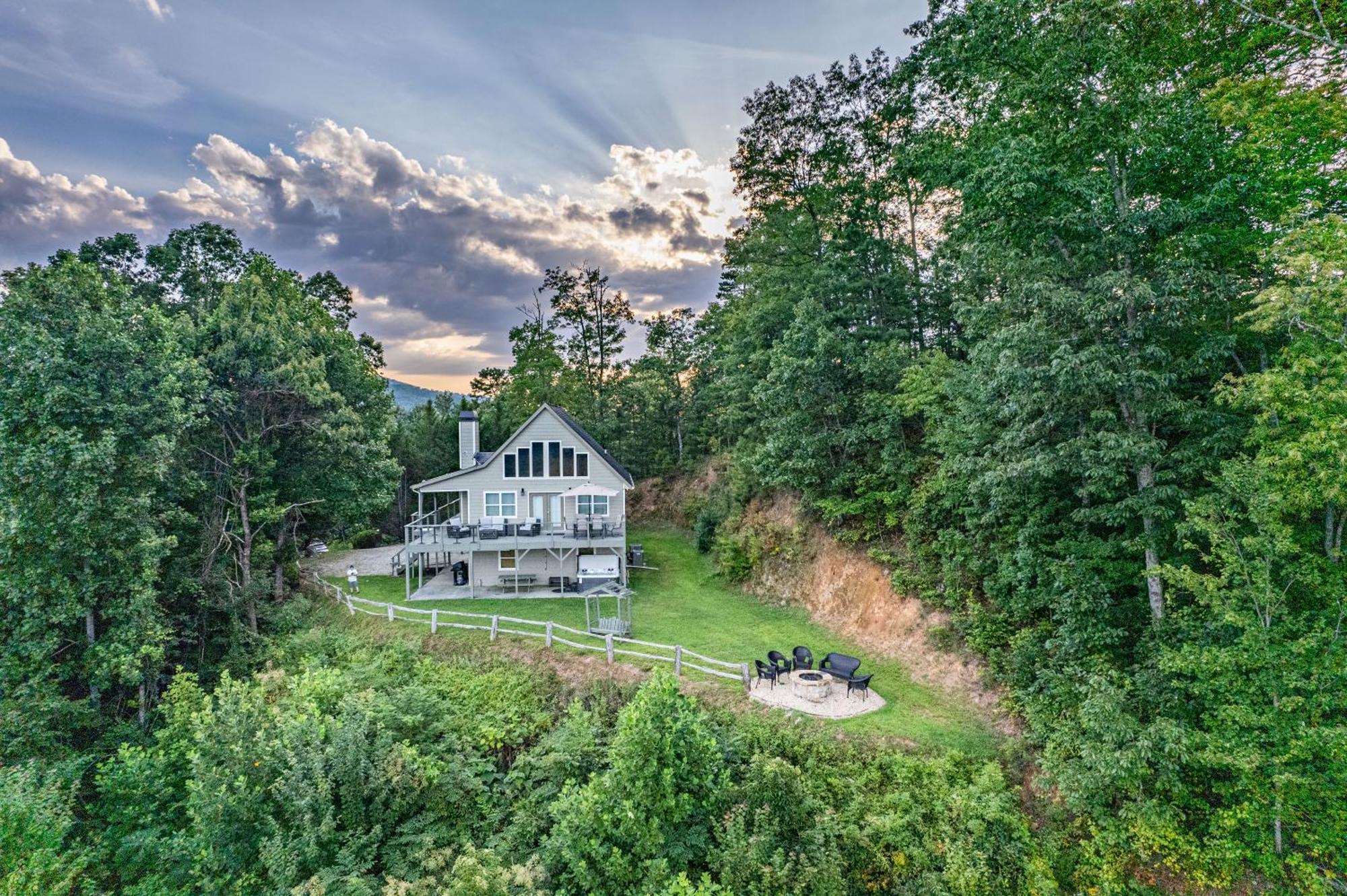 Stunning Mtn. Views! 4Br With All The Amenities! - Vista Vibes- Bryson City Esterno foto